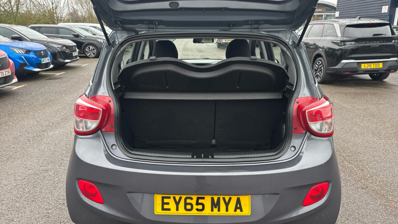 Hyundai i10 1.2 Premium 5dr Petrol Hatchback